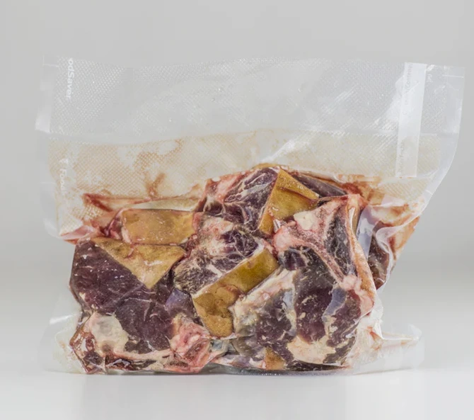 [EPIBL005] 1 paquet de viande de chèvre congelée avec peau, 1LB