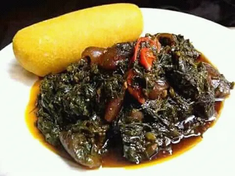 Eru avec peau de bœuf (Kanda/Kpomo) et morceaux de bœuf - Précuit et congelé (500ml)